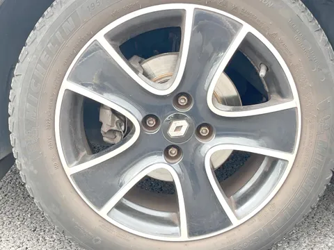 Renault Lutecia