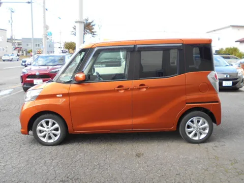 Nissan Dayz Roox