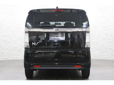 Honda N-BOX Slash