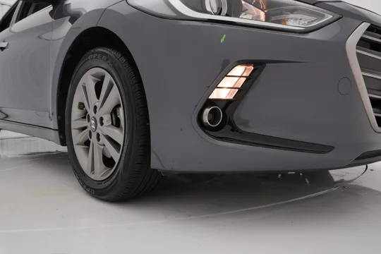 Hyundai Elantra (Avante)