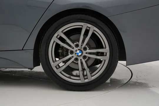 BMW BMW