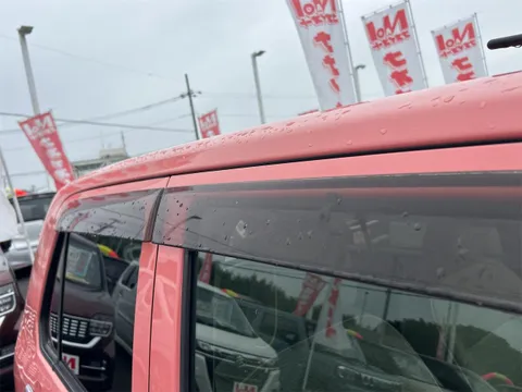 Daihatsu Mira Tocot