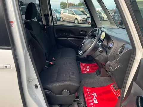 Mitsubishi eK Space Custom