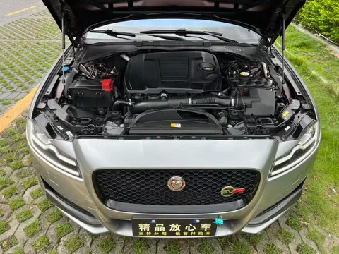 Jaguar XFL