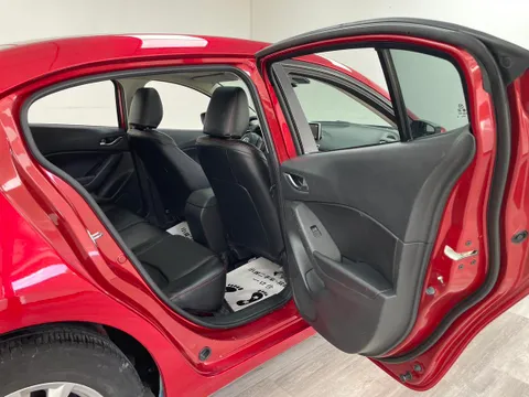 Mazda Mazda 3