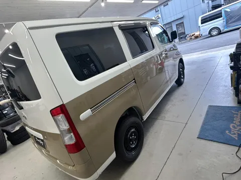 Toyota TownAce Van