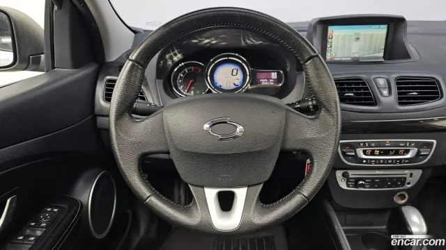 Renault SM3