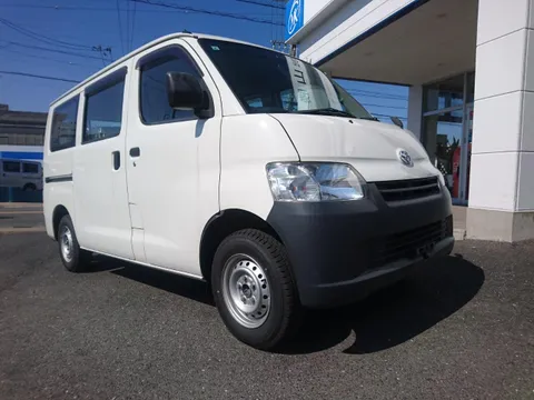 Toyota TownAce Van