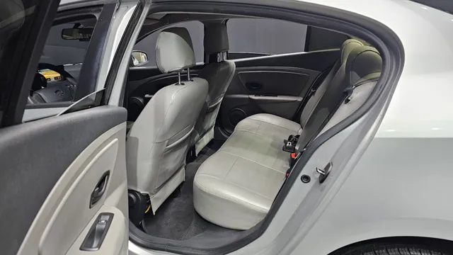 Renault SM3