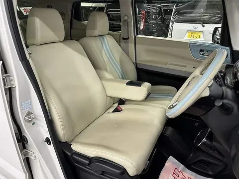 Honda N-BOX Slash