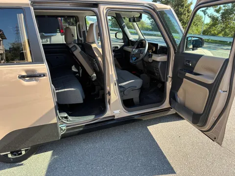 Mitsubishi Delica Mini