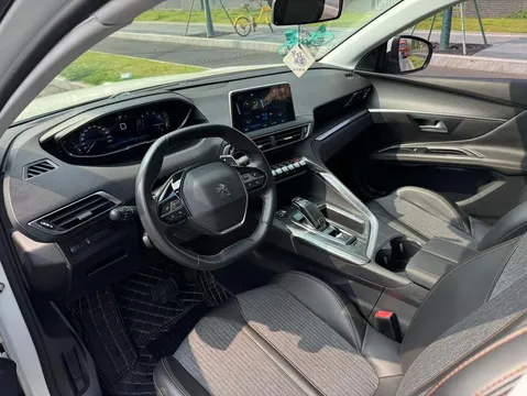 Peugeot 4008
