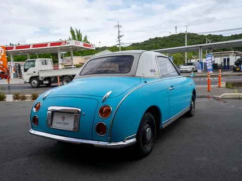 Nissan Figaro