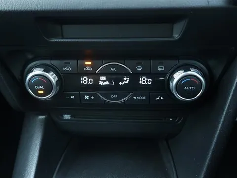 Mazda Axela Sport