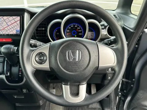 Honda N-BOX Plus Custom