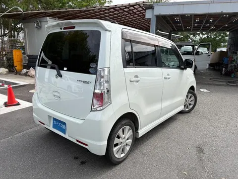Suzuki Wagon R Stingray