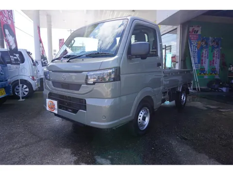 Nissan Clipper Truck