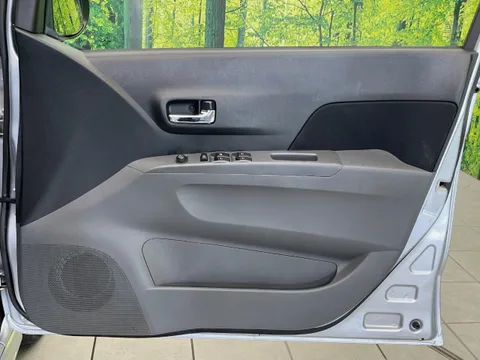 Daihatsu Mira Custom