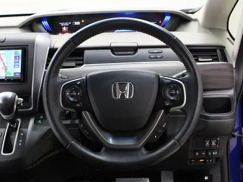 Honda Freed Plus