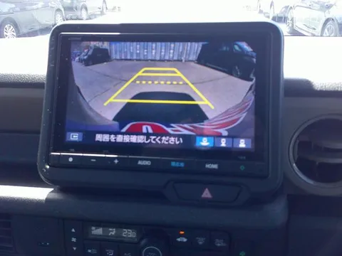Honda N-BOX Joy