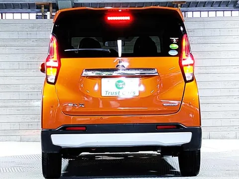 Mitsubishi eK X