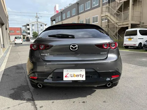 Mazda MAZDA3 Fastback
