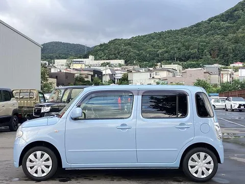 Daihatsu Mira Cocoa