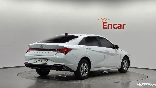 Hyundai Elantra (Avante)