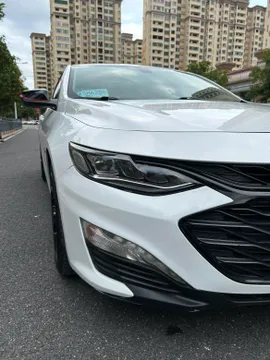 Chevrolet Malibu XL