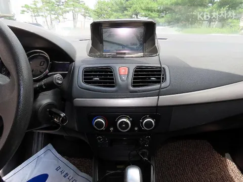 Renault SM3