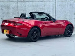 Mazda MX-5 (Roadster)