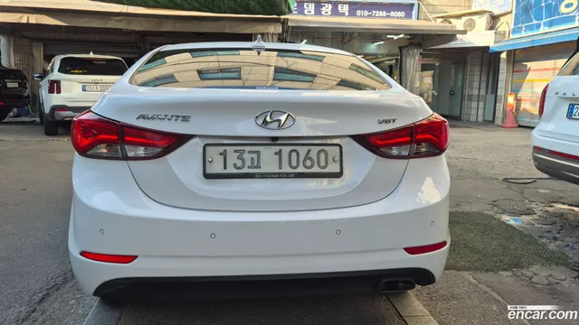 Hyundai Elantra (Avante)