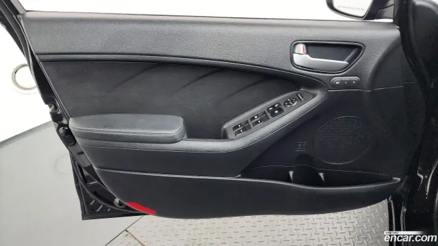 Kia Cerato (K3)