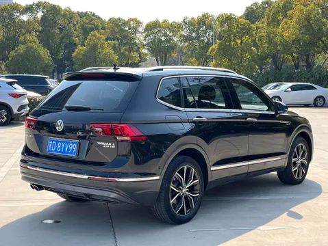 Volkswagen Tiguan L
