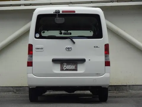 Toyota TownAce Van