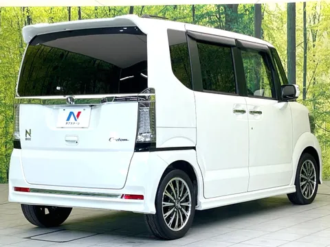 Honda N-BOX Custom