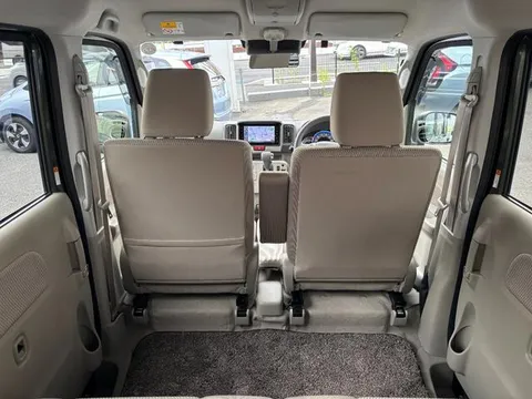 Nissan Clipper Rio
