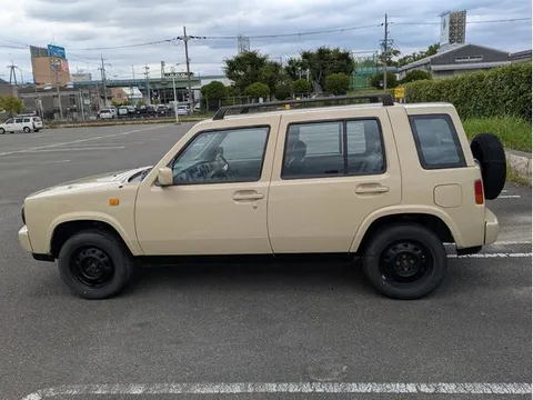 Nissan Rasheen
