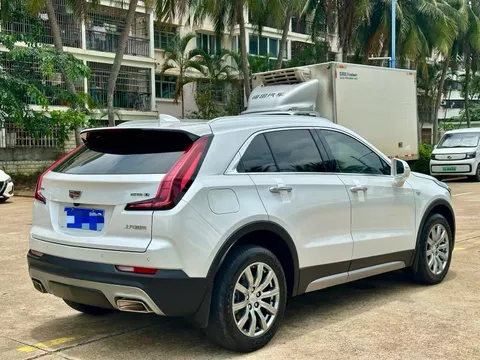 Cadillac XT4
