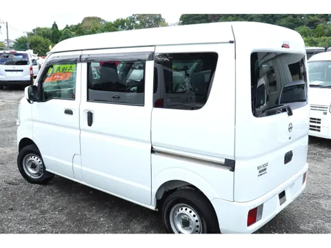 Nissan Clipper