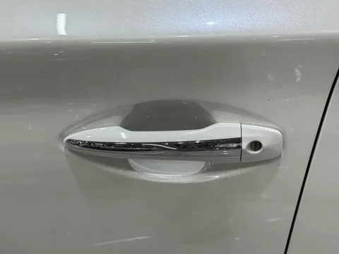 Infiniti Q50L