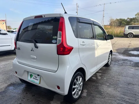 Mitsubishi eK Wagon