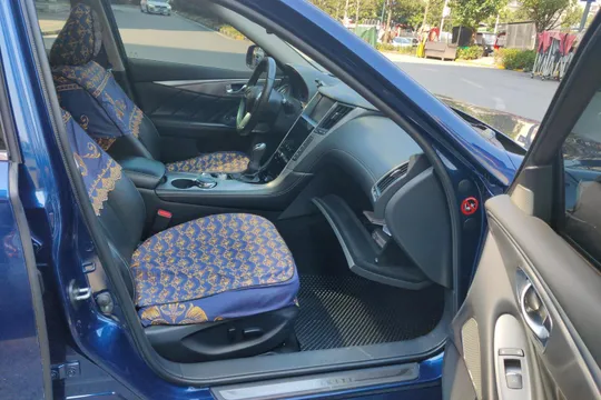Infiniti Q50L