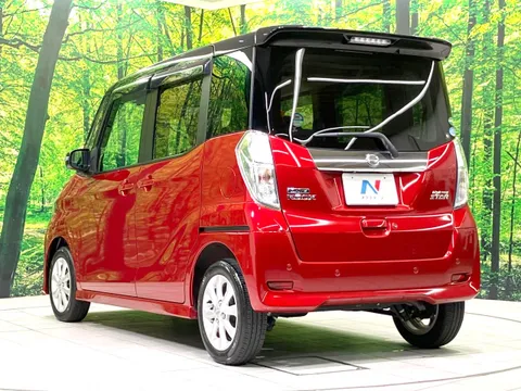 Nissan Dayz Roox