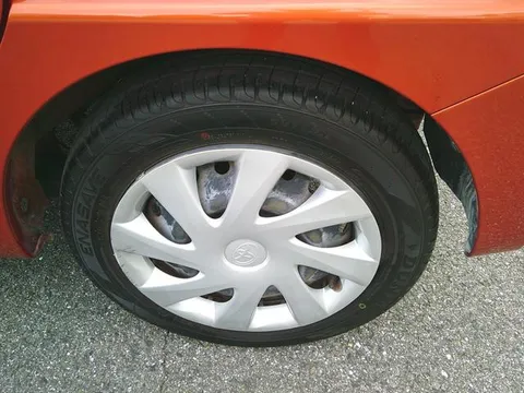 Toyota Pixis Mega