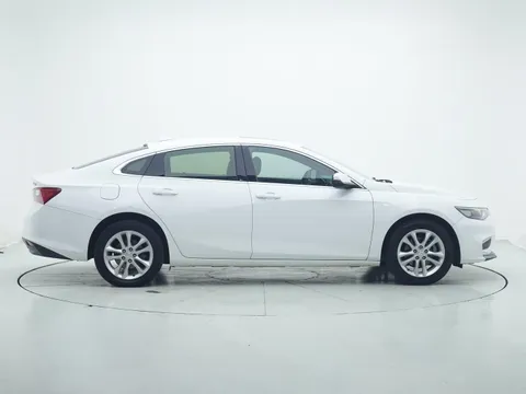 Chevrolet Malibu XL