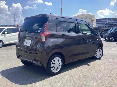 Mitsubishi eK Wagon