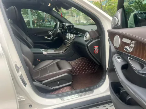 Mercedes-Benz Mercedes-Benz GLC