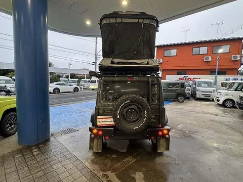 Suzuki Jimny Sierra