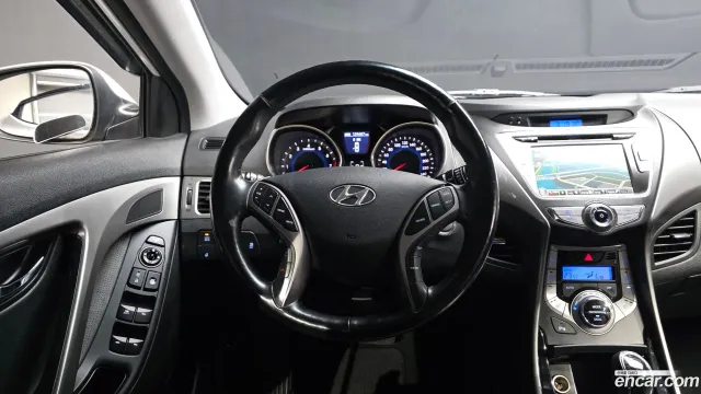 Hyundai Elantra (Avante)